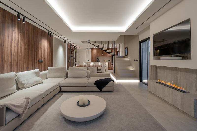 Foto 73297f61-0046-4d44-ac64-e8006e942a37. Attico con parcheggio piscina in Nueva Andalucía centro Marbella