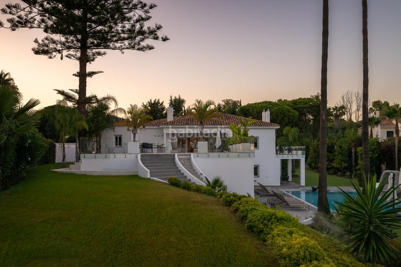 Foto 132d7c7b-35d0-4f41-b31b-6352d87b19f7. Casa excepcional finca tipo villa en atalaya, este en Estepona