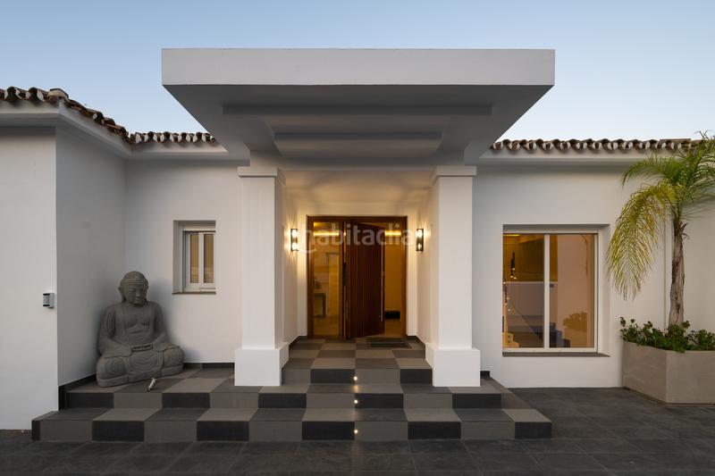Foto 67910bf2-558c-4360-b17c-8583dbc3411f. Casa excepcional finca tipo villa en atalaya, este en Estepona