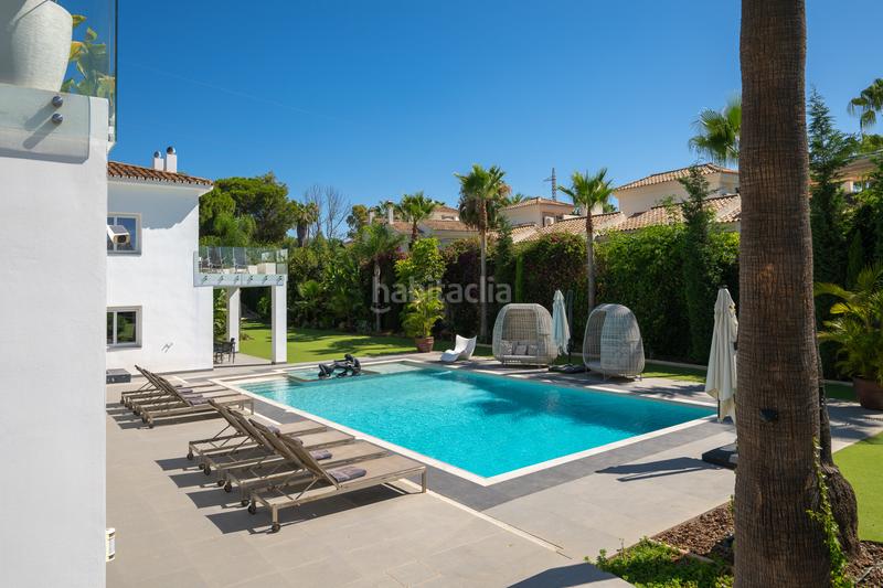 Foto 97a38790-a1fc-4986-931f-f04609ddc96a. Casa excepcional finca tipo villa en atalaya, este en Estepona