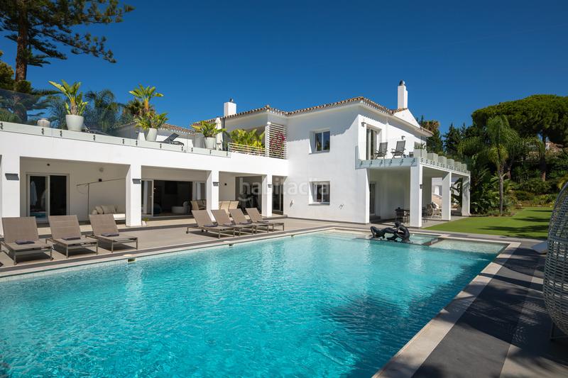 Foto b845c5ad-5ba6-4880-a560-19d38cb3d19a. Casa excepcional finca tipo villa en atalaya, este en Estepona