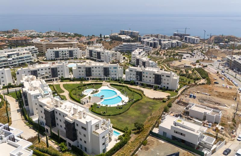 Foto 3db3876e-fa93-40a9-a501-62fb9f00e367. Ático  de lujo con vistas panorámicas en El Higuerón, en Fuengirola