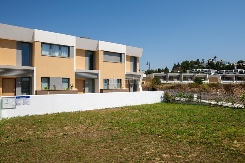 Foto ef6c0e8d-7342-4a56-ab9e-2fabce799672. Casa adossada amb calefacció aparcament a El Faro de Calaburra - Chaparral Mijas