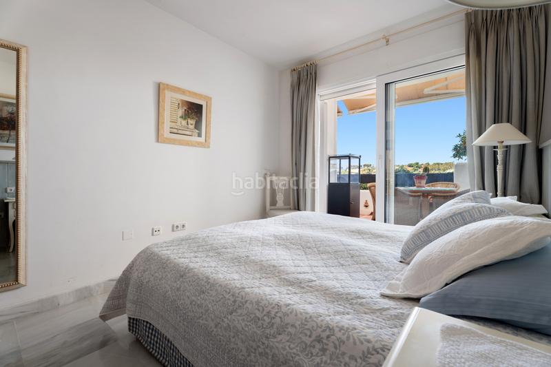 Foto d75929e2-0716-4796-a83a-ce85de33469f. Attico con parcheggio piscina in Nueva Andalucía centro Marbella