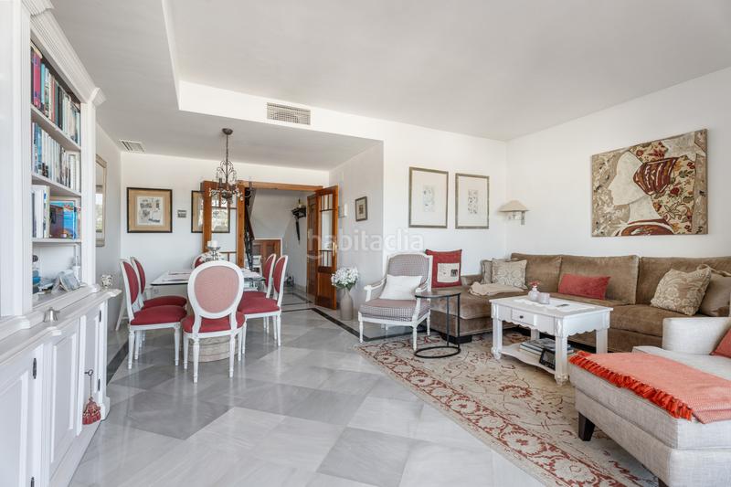 Foto e9deeb42-b146-4c44-894d-77a8809cfeff. Attico con parcheggio piscina in Nueva Andalucía centro Marbella