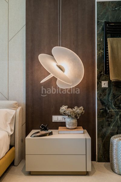 Foto 11eb423b-9337-442c-a28a-cbb6974a1322. Apartament amb aparcament piscina a Río Real Marbella