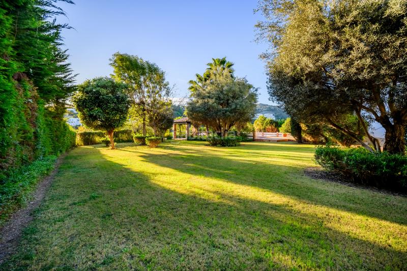 Foto 16e2138a-e759-4ae2-9931-c6f0ee0d6213. House with parking pool in Nueva Andalucía centro Marbella