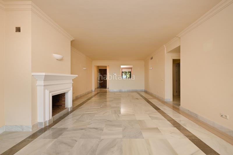 Foto 05cb9dc7-0906-4da3-b8e7-8c10fae5faaa. Appartement mit parking pool in La Quinta Benahavís