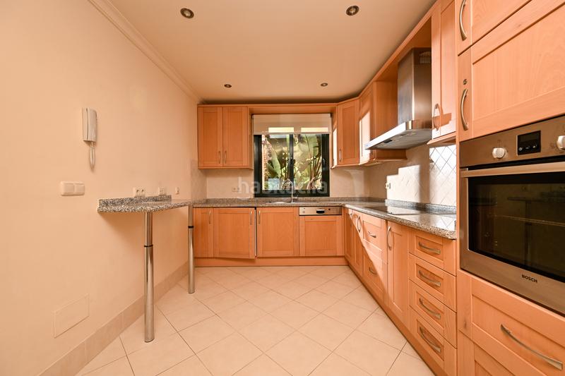 Foto 74e31052-9327-465c-bb81-cbfa99fa0030. Appartement mit parking pool in La Quinta Benahavís