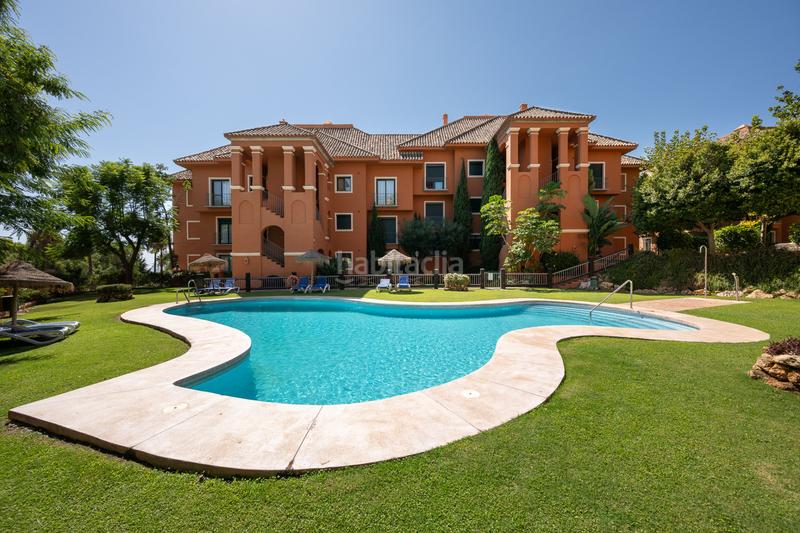 Foto 81f93b18-2e4d-4998-9be8-048fb7d0aad0. Appartement mit parking pool in La Quinta Benahavís