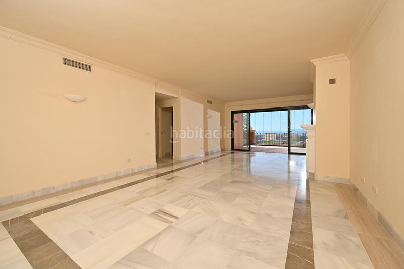 Foto a7f82896-7f4f-4f6c-ae70-52142f63d4c1. Appartement mit parking pool in La Quinta Benahavís