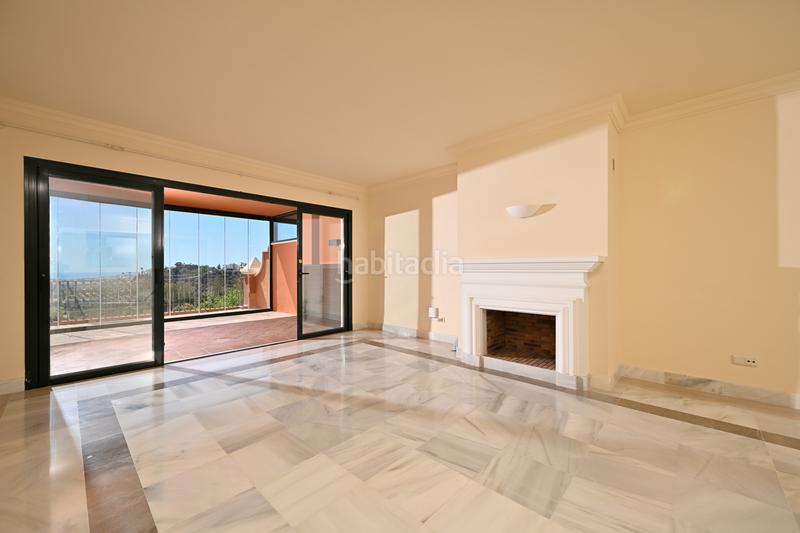 Foto e4a420ec-0899-4665-99f5-56ff956631e6. Appartement mit parking pool in La Quinta Benahavís