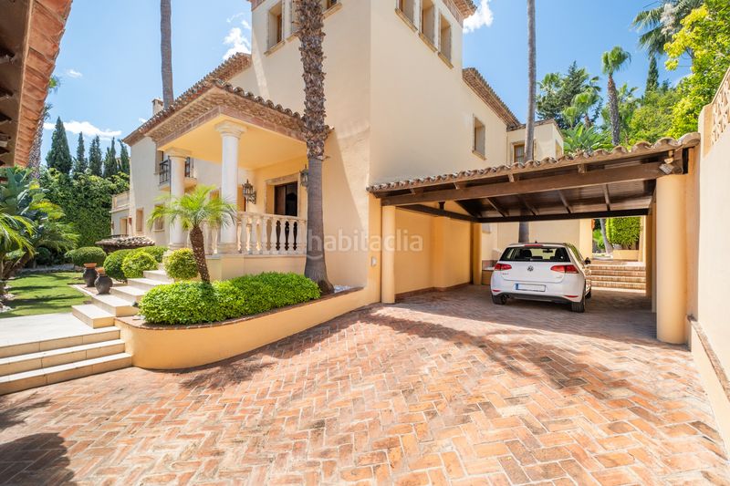 Foto 0009392b-3679-465b-9341-01071e9a5397. Casa amb calefacció aparcament piscina a Las Brisas Marbella