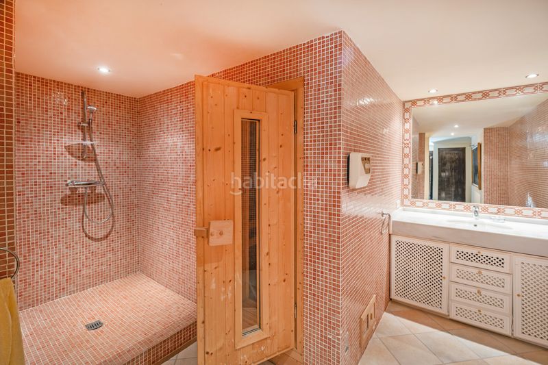 Foto 9ea77f91-4e16-48d5-b023-96298d3bed10. Casa amb calefacció aparcament piscina a Las Brisas Marbella