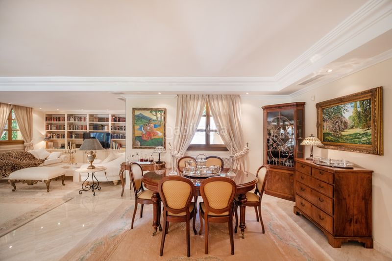 Foto e7a138b3-6c4c-46b8-8298-f593acb857d7. Casa amb calefacció aparcament piscina a Las Brisas Marbella