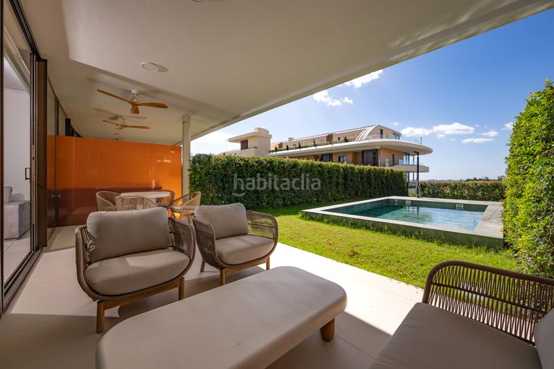 Foto 5503ed60-b7c2-4339-93dc-575b68122e9d. Piano terra con parcheggio piscina in El Higuerón Fuengirola