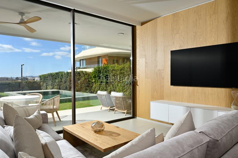 Foto d3678ea3-79fe-49cb-9b6c-5fb07d463d22. Piano terra con parcheggio piscina in El Higuerón Fuengirola