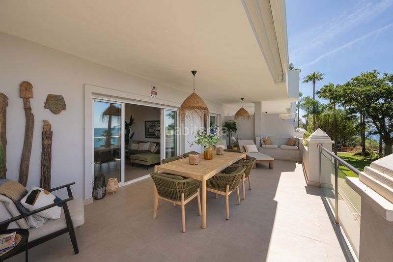 Foto 87342b08-b8ec-4a82-ae95-0438523a55d7. Apartamento  exclusivo en primera línea de playa descubra en su máxima expresión impresionante con vistas panorámicas al en Estepona