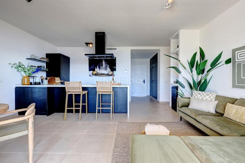 Foto 09d7cb22-1b3f-4a4b-bf06-024e2849536f. Appartement mit heizung parking in Centro Estepona