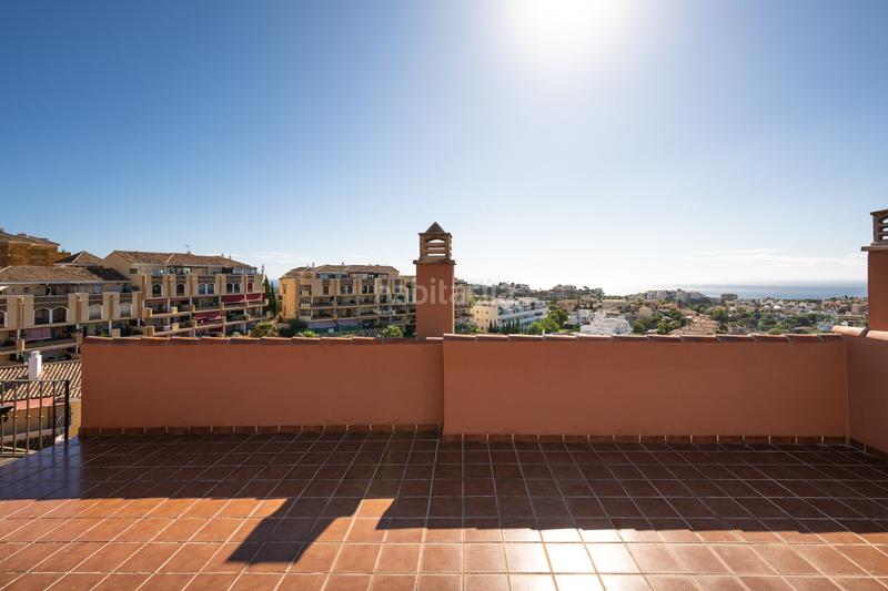 Foto 83cbdd3f-feb5-43cc-8a63-6cf08afcbbc6. Attico con parcheggio piscina in Riviera del Sol Mijas