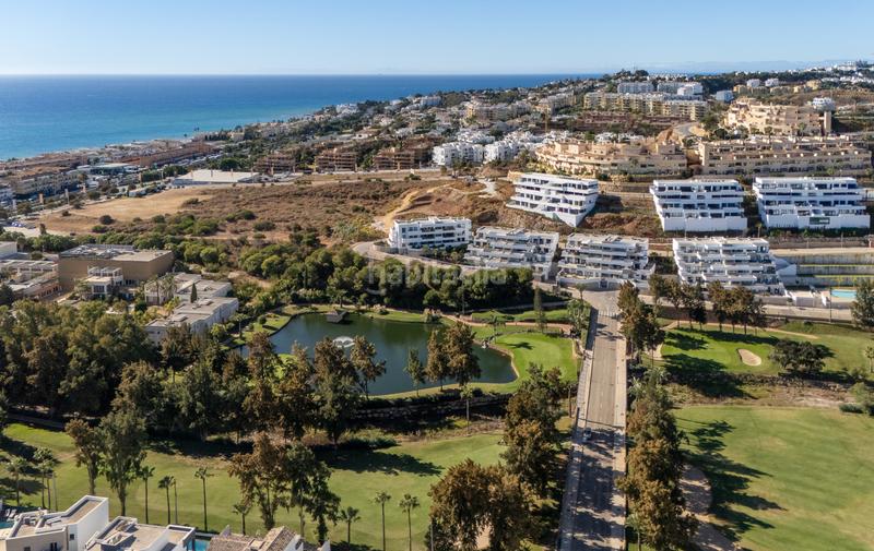 Foto 4bbe91fa-b7f9-4e8d-8bbe-bb165c416e23. Appartement mit parking pool in la cala Mijas Mijas