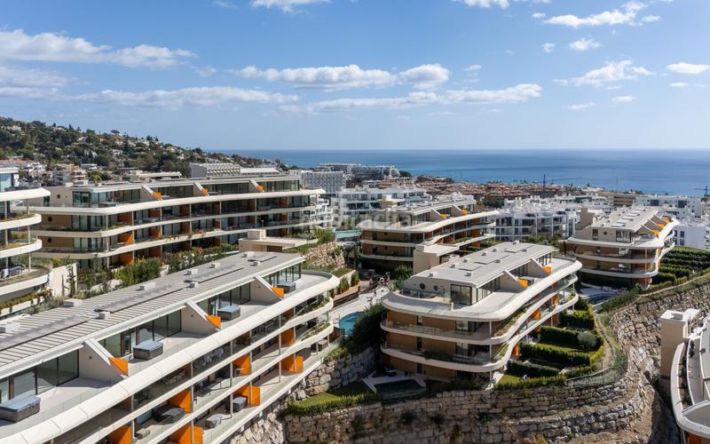 Foto 6b7889d0-f3bc-48ff-a607-429a5a573f1e. Planta baixa amb aparcament piscina a Puerto Deportivo Fuengirola