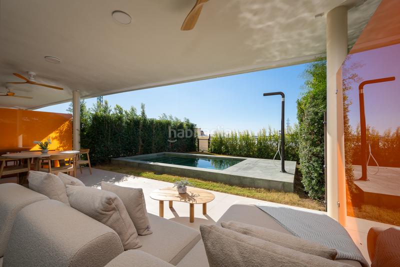 Foto 6c0a8b3b-e505-4f31-badd-dfca60a947bc. Planta baixa amb aparcament piscina a Puerto Deportivo Fuengirola