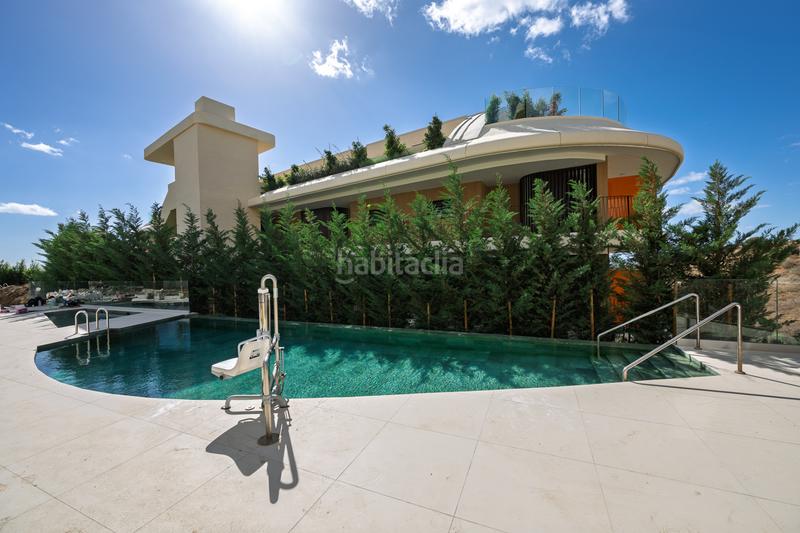 Foto b7126e56-54cd-409b-a7b5-f834d8e60533. Planta baixa amb aparcament piscina a Puerto Deportivo Fuengirola