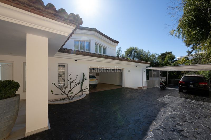Foto b8db81df-c857-40e3-b9d2-5192831e4303. Casa amb calefacció aparcament piscina a Hacienda Las Chapas Marbella