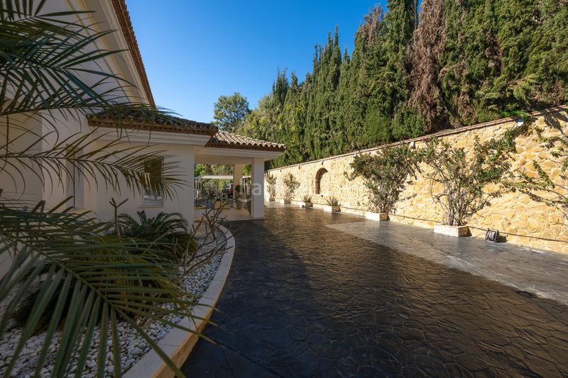 Foto c4d12fff-801c-410b-8b84-620a9413ddc4. Casa amb calefacció aparcament piscina a Hacienda Las Chapas Marbella
