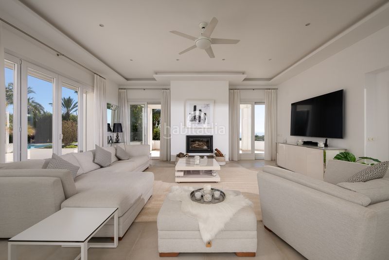 Foto eed0a991-5ee9-4a7a-a27b-13cf8d66e772. Casa amb calefacció aparcament piscina a Hacienda Las Chapas Marbella