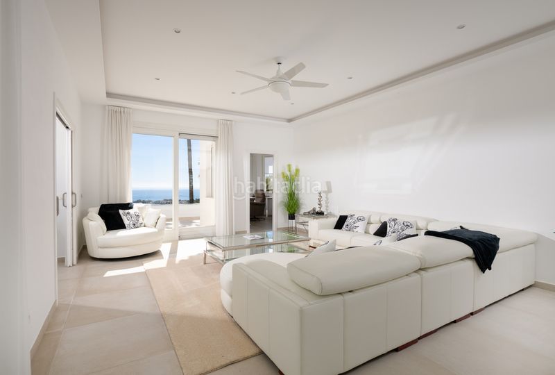 Foto fae403b8-d92d-4bdb-a9c7-ac84deb38e94. Casa amb calefacció aparcament piscina a Hacienda Las Chapas Marbella
