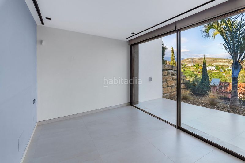 Foto 8fea6a60-c84c-46a0-9afe-74cbb7e1783c. Casa amb calefacció aparcament piscina a Los Flamingos Benahavís