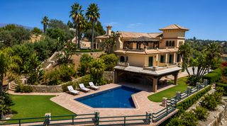Casa en Sotoserena. Exclusiva finca en reinoso, estepona