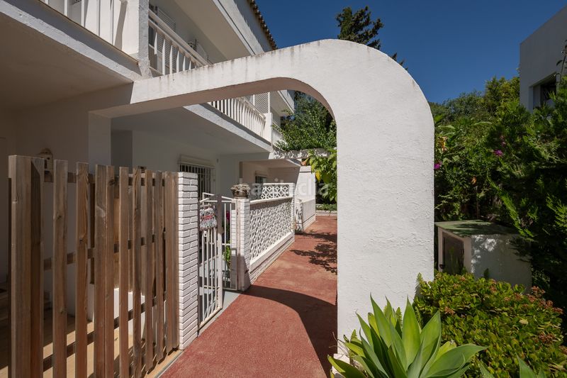 Foto 3151b346-62b7-48e1-8838-6b7499fc42ee. Reihenhaus mit pool in Nagüeles Alto Marbella