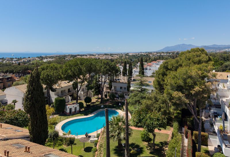 Foto bb39e35d-25ff-4918-8a56-03b44b1d7f0d. Reihenhaus mit pool in Nagüeles Alto Marbella