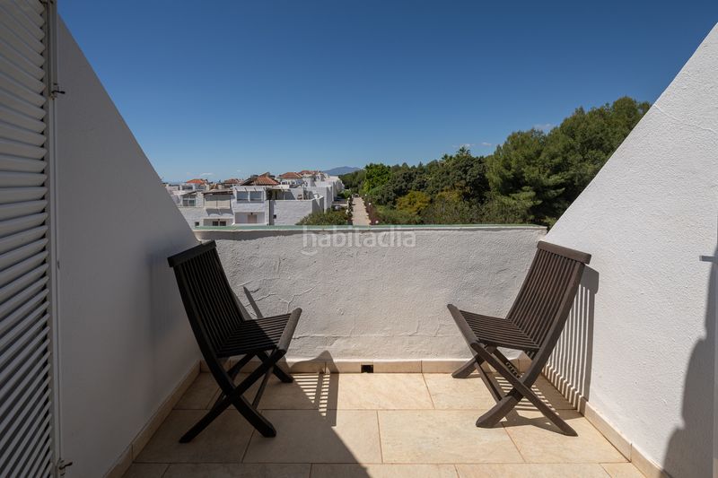 Foto fe0fb6a6-2977-4bd0-8b4a-c8b24094ea78. Reihenhaus mit pool in Nagüeles Alto Marbella