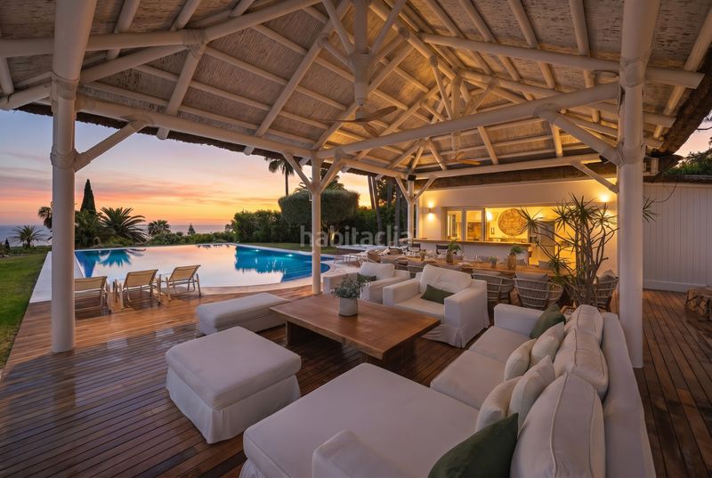 Foto 6eb1774f-6995-4cd9-9f99-4b17dd4e20f9. Casa amb aparcament piscina a Hacienda Las Chapas Marbella