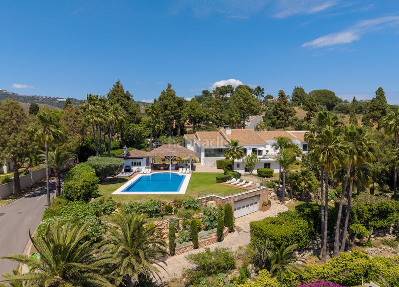 Foto 94ef6211-3c56-4508-82c3-317bce3755c5. Casa amb aparcament piscina a Hacienda Las Chapas Marbella