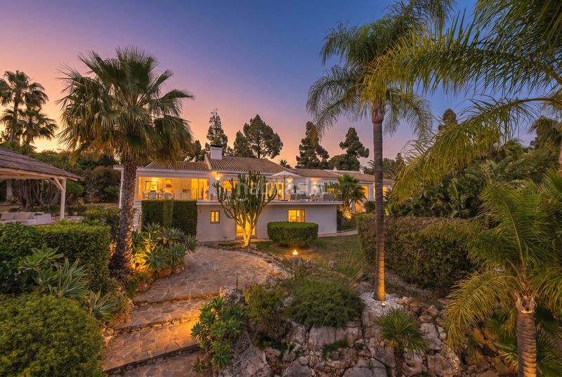 Foto b4733f82-956a-4ae5-9194-468997350b02. Casa amb aparcament piscina a Hacienda Las Chapas Marbella