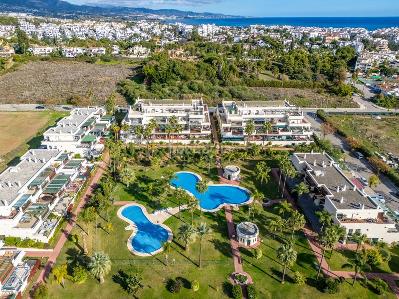Foto 6666c4d1-071a-4e0b-8057-f7c768d2c1d1. Apartament amb aparcament piscina a Rodeo Alto - Guadaiza - La Campana Marbella
