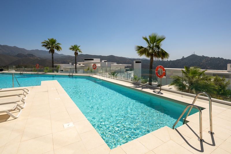Foto 4f9c143e-8770-4806-ad1b-0dc15229c23d. Àtic amb aparcament piscina a Playa Bajadilla - Puertos Marbella