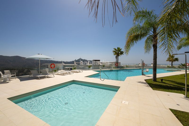 Foto 814a59cb-7076-4926-aa05-64c9ebc79438. Àtic amb aparcament piscina a Playa Bajadilla - Puertos Marbella