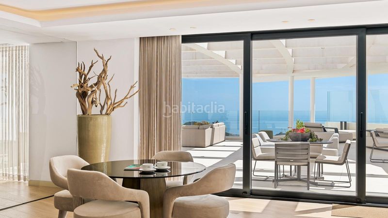Foto fd71c7af-53cb-41b7-a931-37337dea2ba2. Àtic amb aparcament piscina a Playa Bajadilla - Puertos Marbella
