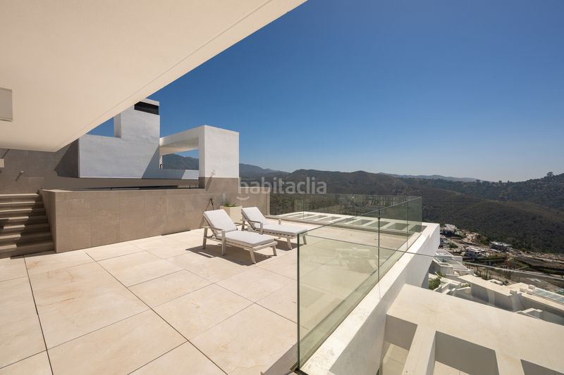 Foto fd91f0cb-12b3-42c4-9ffa-2244f412af78. Àtic amb aparcament piscina a Playa Bajadilla - Puertos Marbella