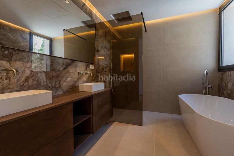 Foto 710ab815-fe90-4243-b24f-e16819a4d351. Casa amb piscina a Nueva Alcántara Marbella
