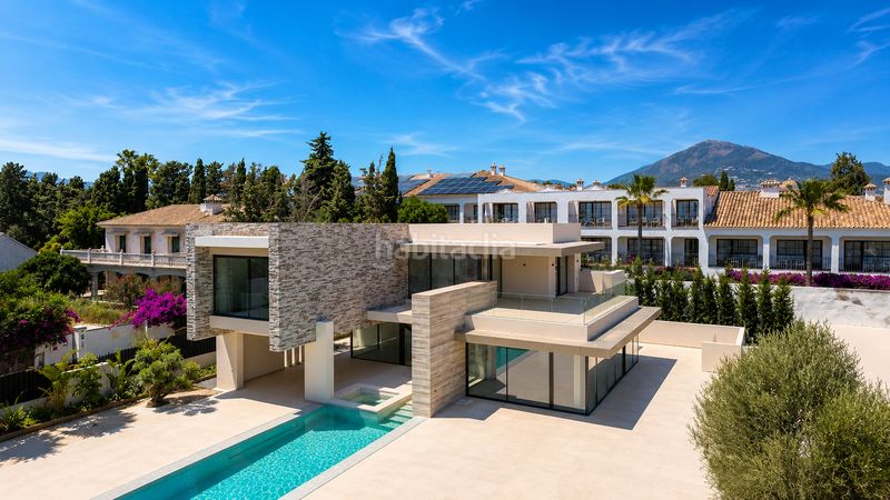 Foto c2c8f657-11e9-4a6c-b80f-7c30e415b51c. Casa amb piscina a Nueva Alcántara Marbella
