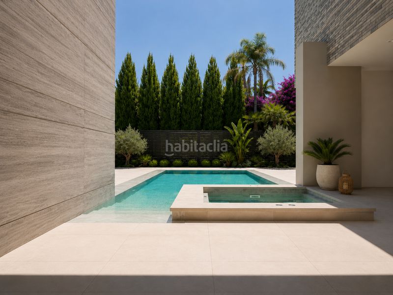 Foto fe4f5c67-519a-44d9-9fcc-e2a15191b01c. Casa amb piscina a Nueva Alcántara Marbella