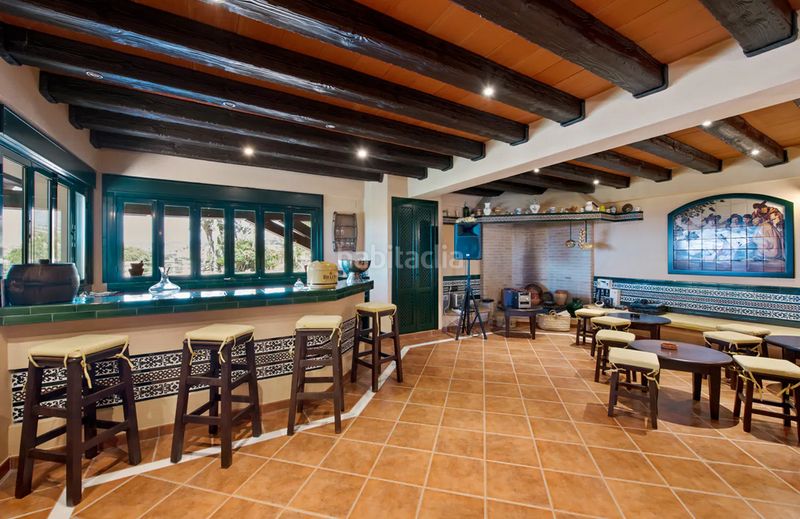 Foto 4e9b39d6-ad59-4d58-8028-1129e0e7bcb0. Casa amb aparcament piscina a Sotoserena Estepona