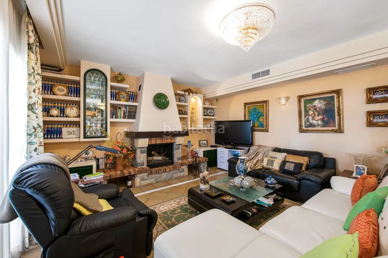 Foto a8ac4bed-d7ab-47d4-8159-d8909e5d568f. Casa amb aparcament piscina a Sotoserena Estepona